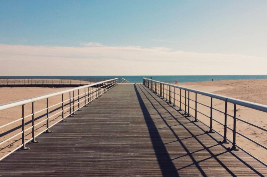 Semi-Truck Slow Cooker Guide: Cooking on the Road