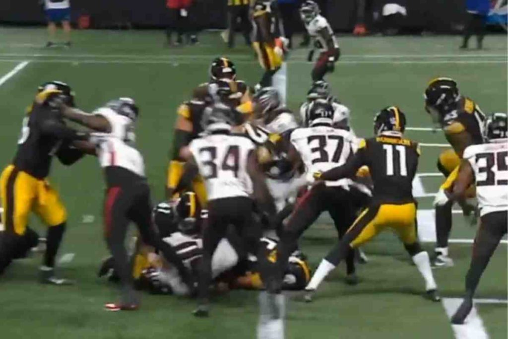 Steelers Triumph Over Falcons with a Dominant 24-0 Win